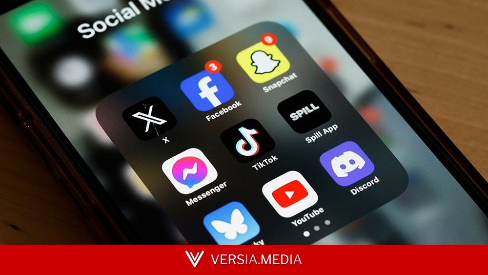 U.K. Government Proposes Social Media Curfew for Older Teens Alongside Under-16 Ban