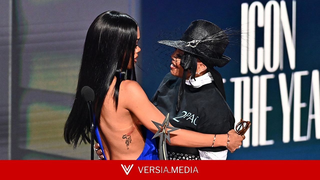 Teyana Taylor Sobs as Janet Jackson Presents Her BET Icon of the Year Award: “B****, I’m Gagging”
