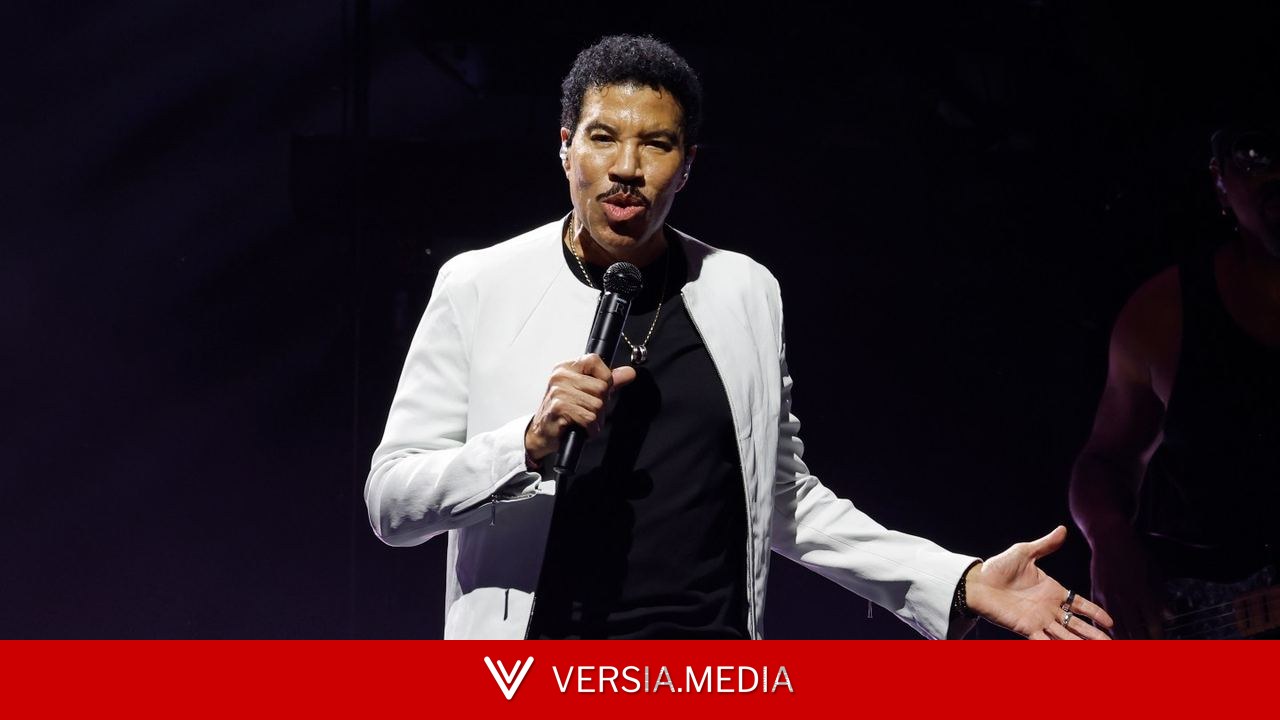 Lionel Richie Postpones Next Two Concerts After Falling Ill During Opening Night Show